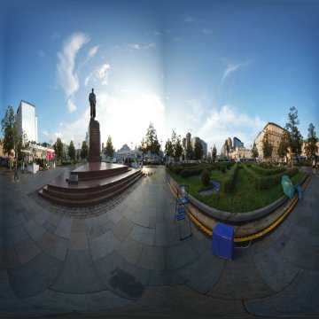 Памятник М. Горькому. Площадь Тверская Застава. Москва. Июль 2025.