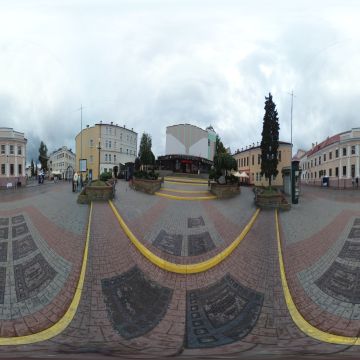Аллея кино перед кинотеатром Гродно. Беларусь. Гродно. Ул. Советская. Июль 2025.
